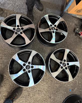 Cerchi originali audi 17