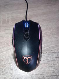 Mouse da gaming con luci LED e tasti laterali