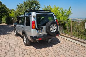 Land rover discovery 2