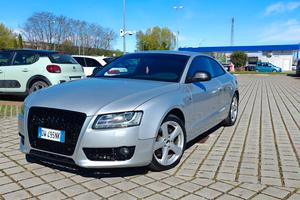 Audi a 5 Sline sia di carrozzeria che di interni