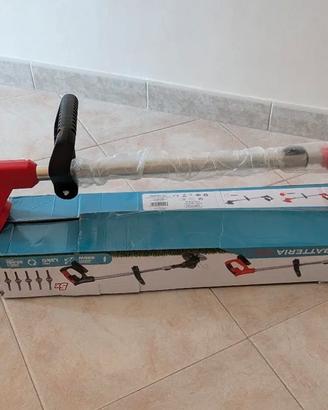 Decespugliatore a batteria  NUOVO MAI usato