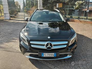 Mercedes Gla Sport-benzina-per neopatentati 
