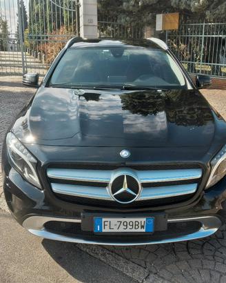 Mercedes Gla Sport-benzina-per neopatentati 