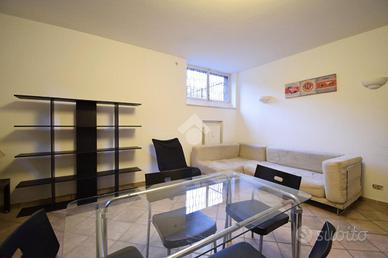 2 LOCALI A TORINO