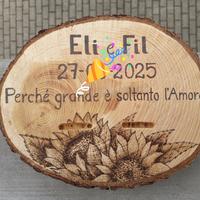 Portafedi personalizzati sul legno