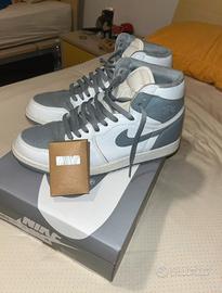 Air Jordan 1 High OG “Stealth”