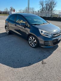 Kia rio 1.1