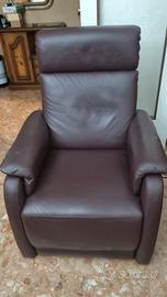 Poltrona pelle, meccanismo di elevazione “Lift”