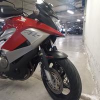 Honda VFR Crossrunner