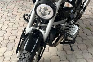 BMW r1220r