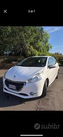 Auto per neopatentati PEUGEOT 208