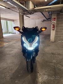 Honda Forza 300