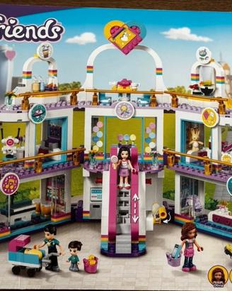 Lego friends 41450 Heartlake city shopping mall
