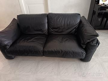 2 Divani in pelle neri