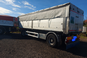 Rimorchio ribaltabile bilaterale