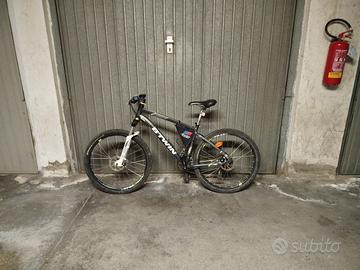 MTB rockraider  520 