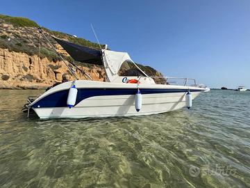 Coverline 640 cabin wa