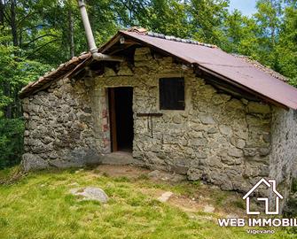 Rustico / Casale di 50 m² con 2 locali a Campiglia