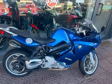 Bmw f800st