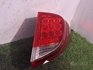 STOP FANALE POSTERIORE DESTRO HONDA Civic Berlina