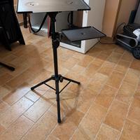 Supporto pc e scheda audio