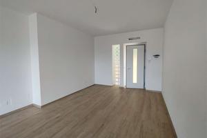 V003914 OSIMO vicinanze centro