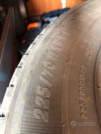 Pneumatici 225/70/R15