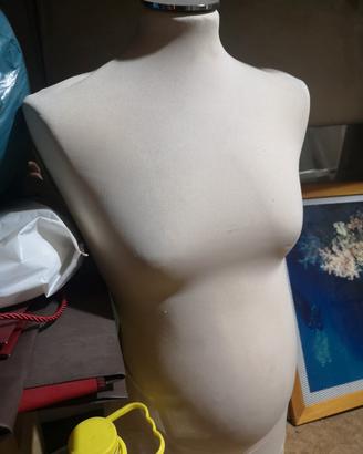 MANICHINI DONNA IN GRAVIDANZA