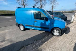 Furgone kangoo