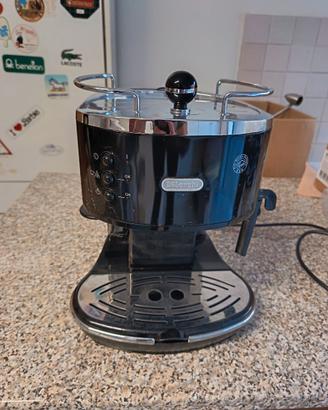 Macchina caffè DeLonghi EC0311.BK