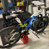 E bike Husqvarna HC8