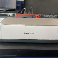 Cricut Maker cutting machine