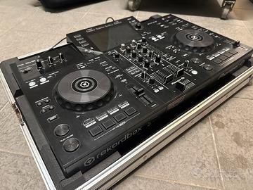 Consolle Pioneer Xdj RR con flight case
