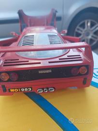 ferrari f40 scala 1/18 Bburago 