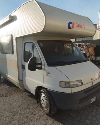 Camper mansardato