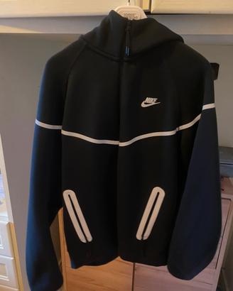Nike Tech Fleece Windrunner