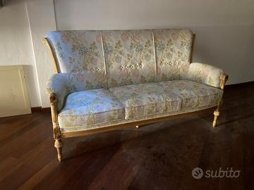 Set divani e poltrone