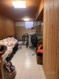 Box garage
