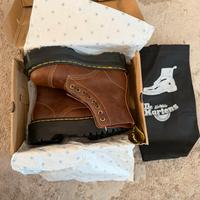 Stivali Dr.Martens marrone