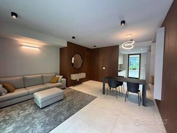 Casa indipendente di 110 m² con 4 locali e box aut