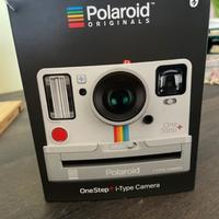 Polaroid One step +