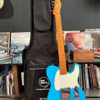 Squier Esquire con upgrade e custodia
