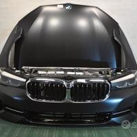 BMW G30 G31 LCI Musata cofano paraurti fari LED