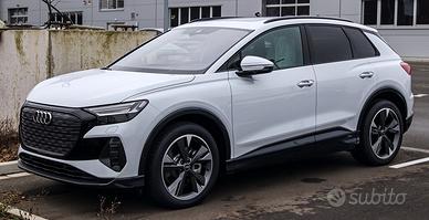 Nuova Audi Q4 e-tron per ricambio