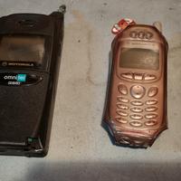 2 telefoni cellulari d'epoca