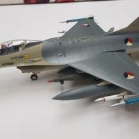 F16 EAGLE scala 1:32 Tamiya