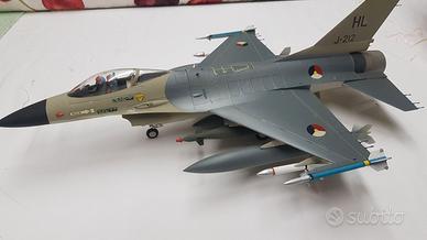 F16 EAGLE scala 1:32 Tamiya
