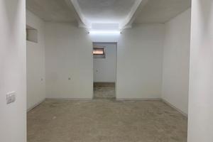 Cantina ristrutturata in via Carlo Botta