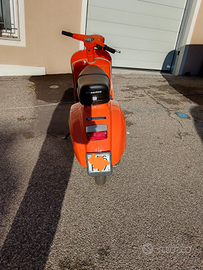 Vespa 50 special