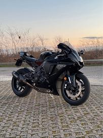 Yamaha r1 2024
